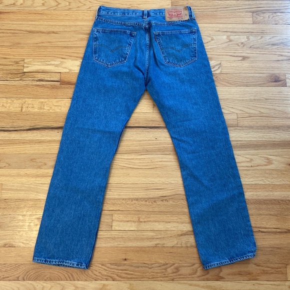 Mens Levi’s 501s - Picture 5 of 11